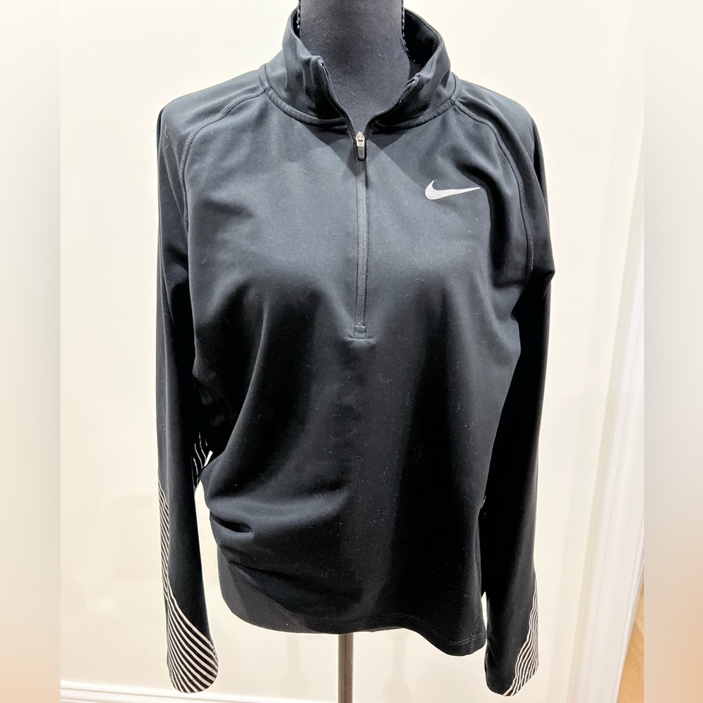 Nike Women's Black Quarter-Zip Pullover Jacket